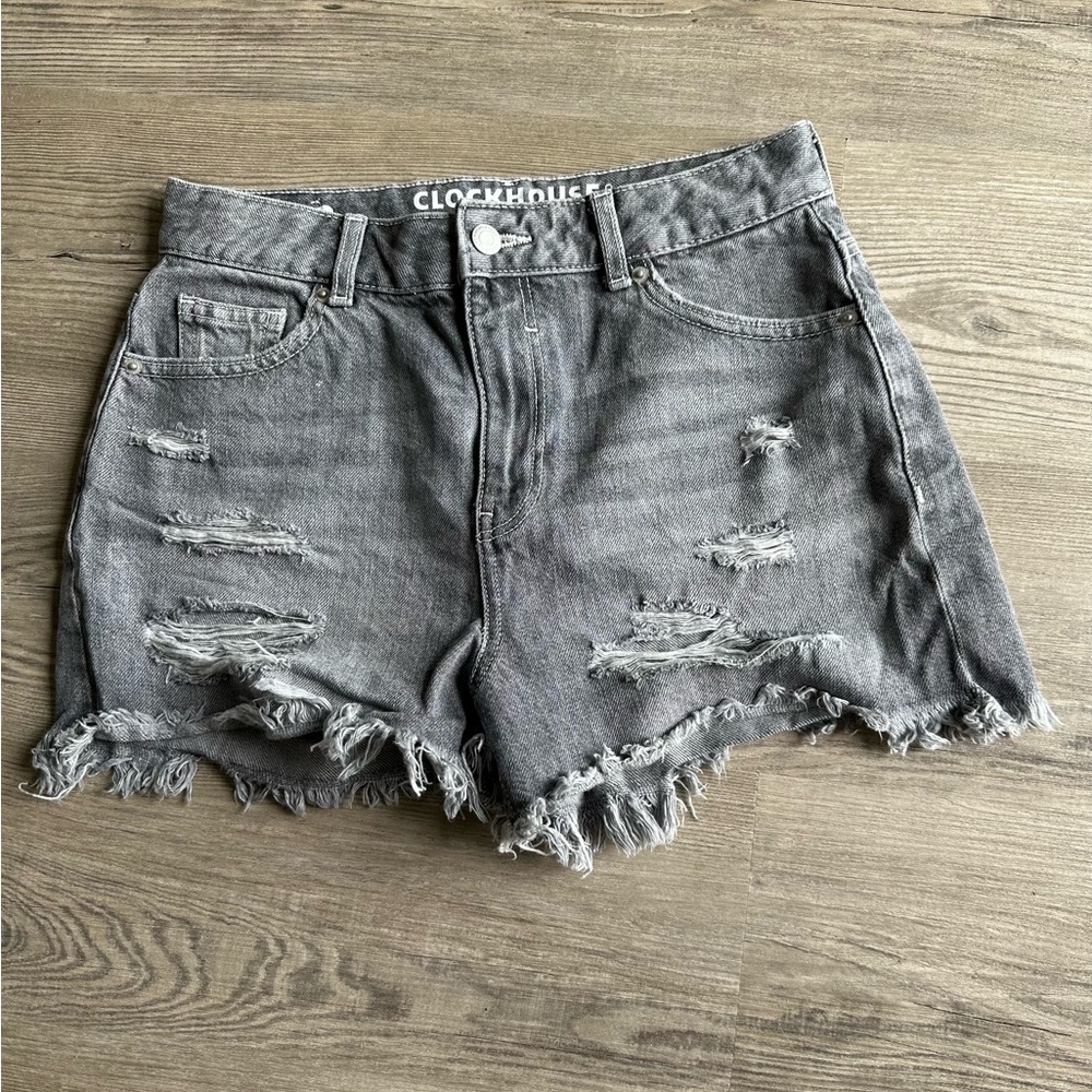 👣Clockhouse gray distressed Jean shorts size 38 high-rise mom shorts!!
